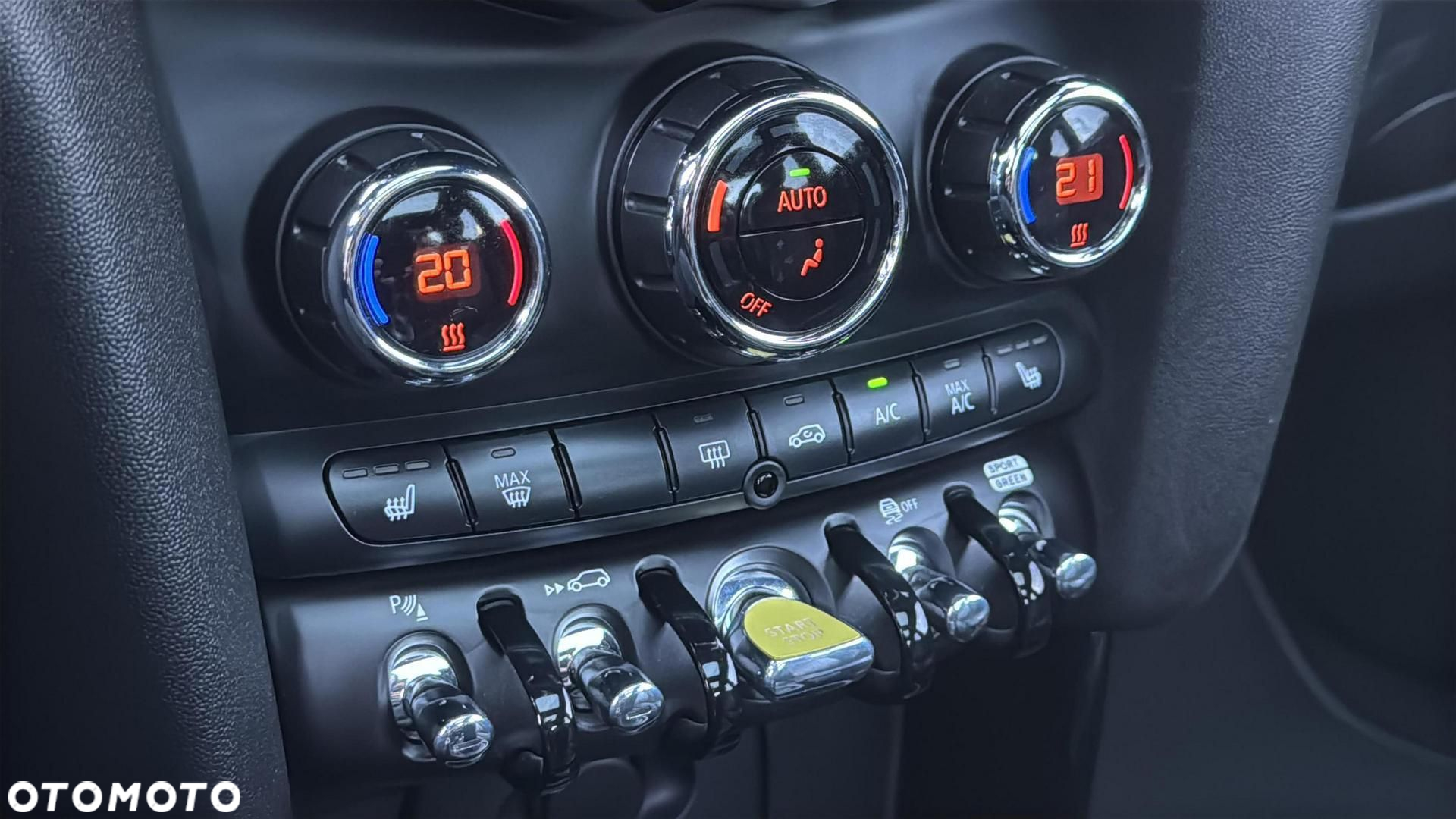 MINI Cooper SE Electric Trim - 23