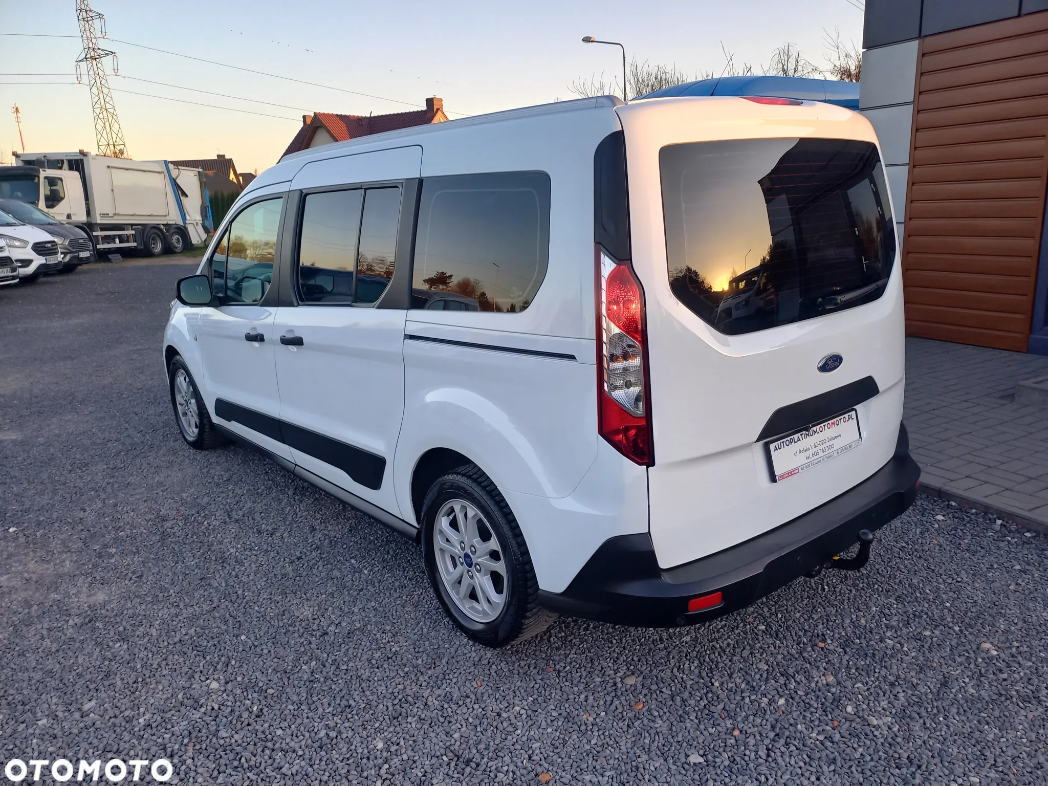 Ford Tourneo Connect - 5