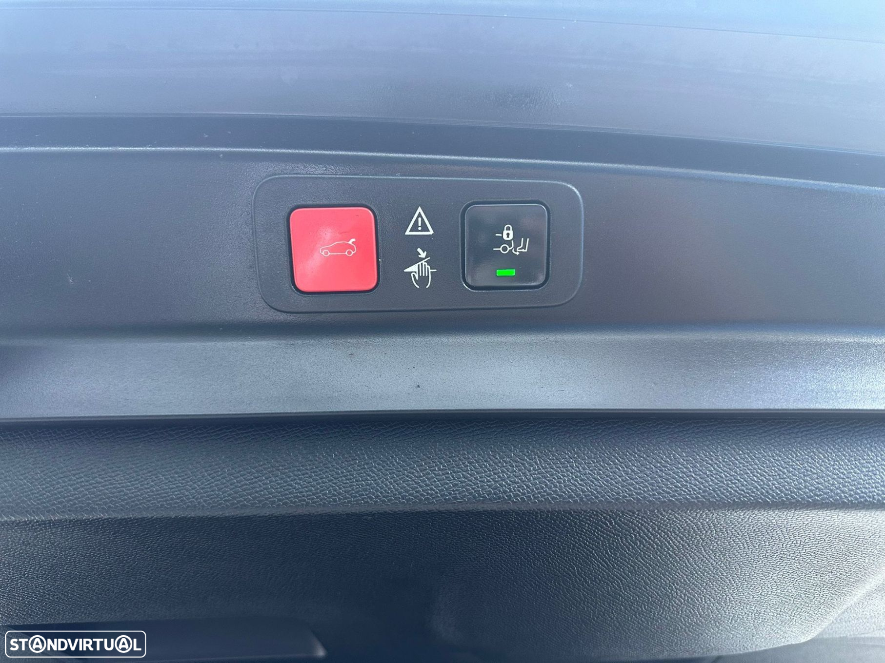 Peugeot 5008 1.5 BlueHDi GT Pack EAT8 - 37