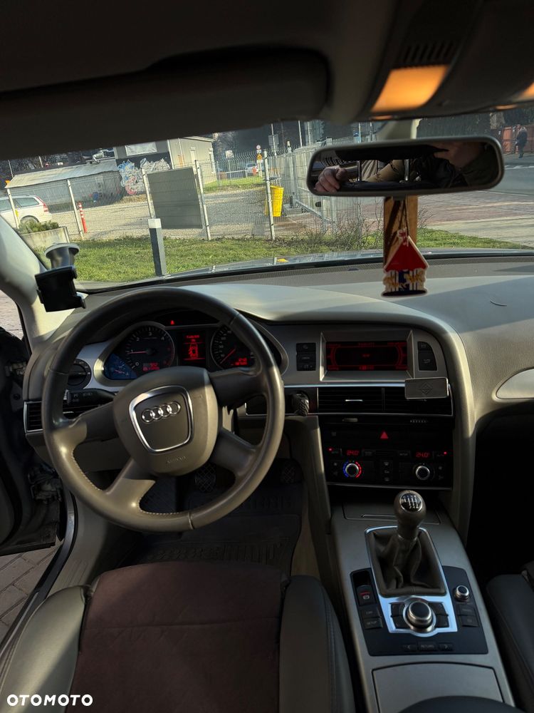 Audi A6 Avant 2.7 TDI - 12