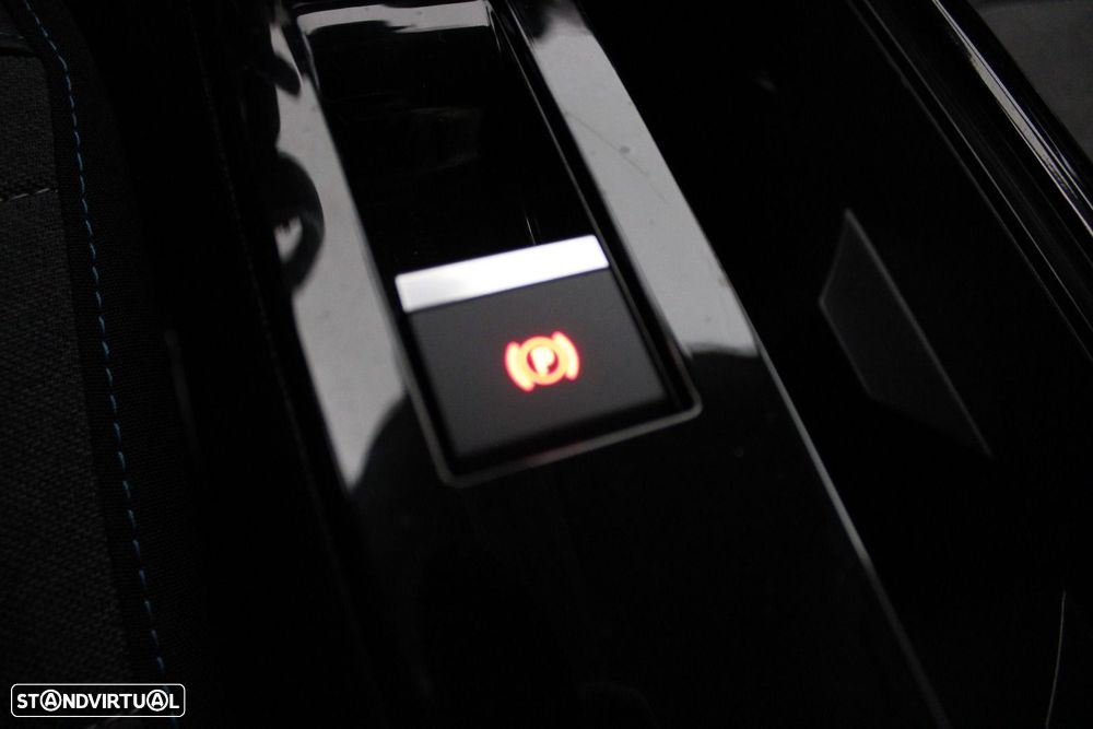 Citroën C4 1.2 PureTech Plus - 24