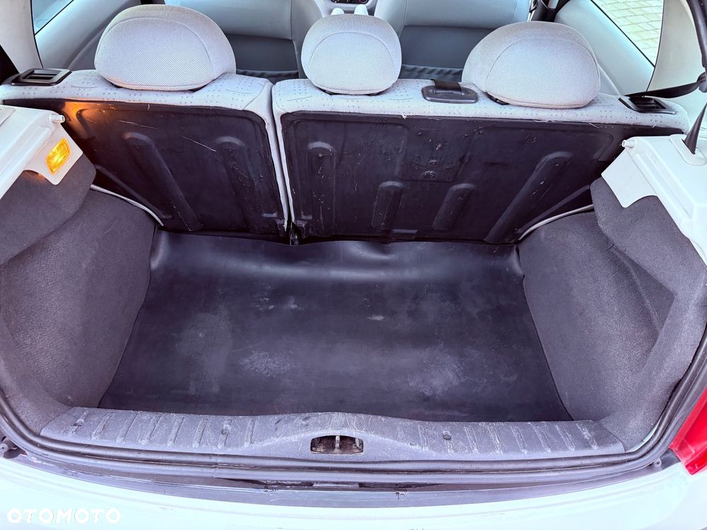 Citroën C3 1.4 HDi SX - 18