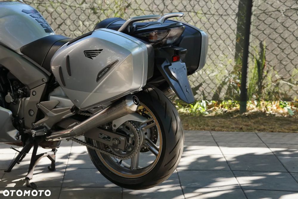 Honda CBF - 13