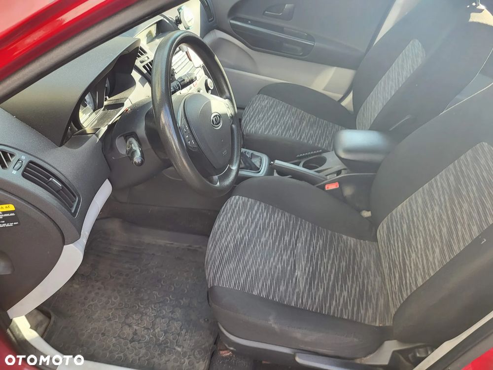 Kia Ceed 1.4 Comfort + - 10
