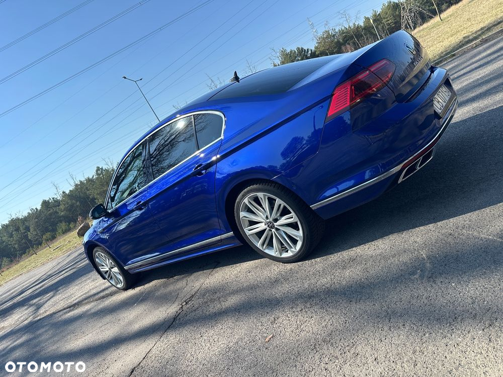 Volkswagen Passat - 5