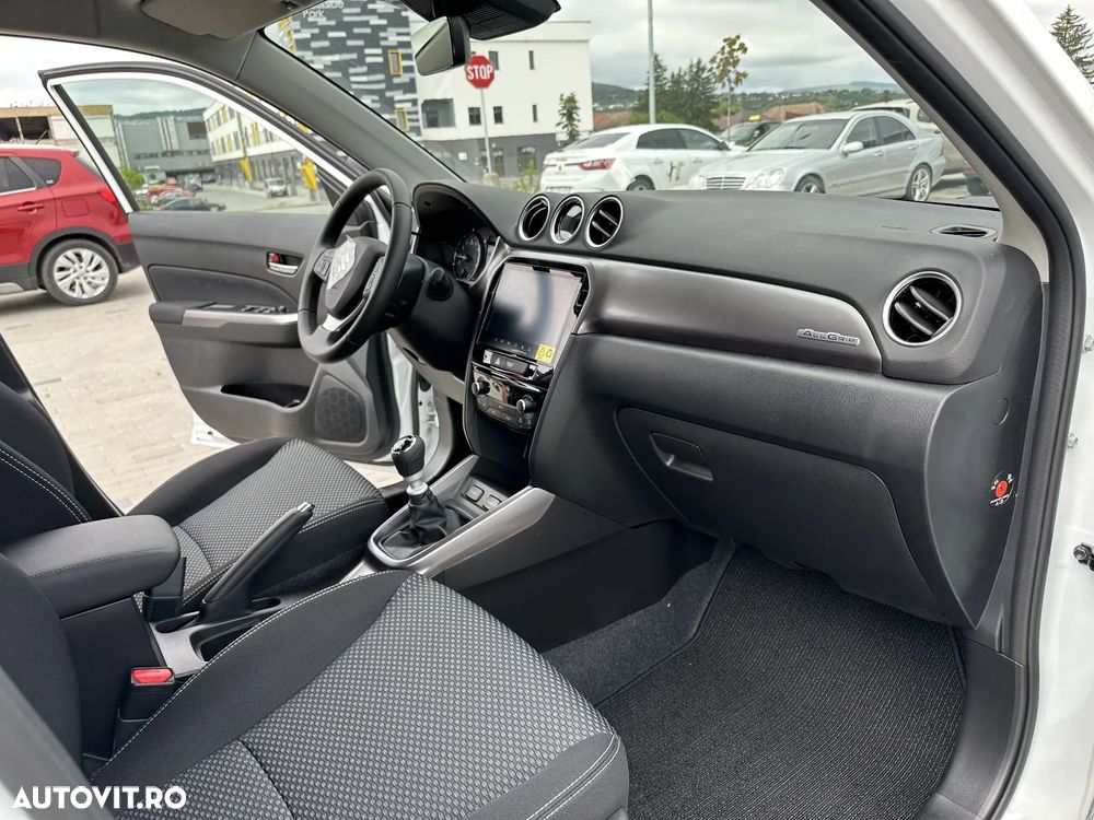 Suzuki Vitara - 10