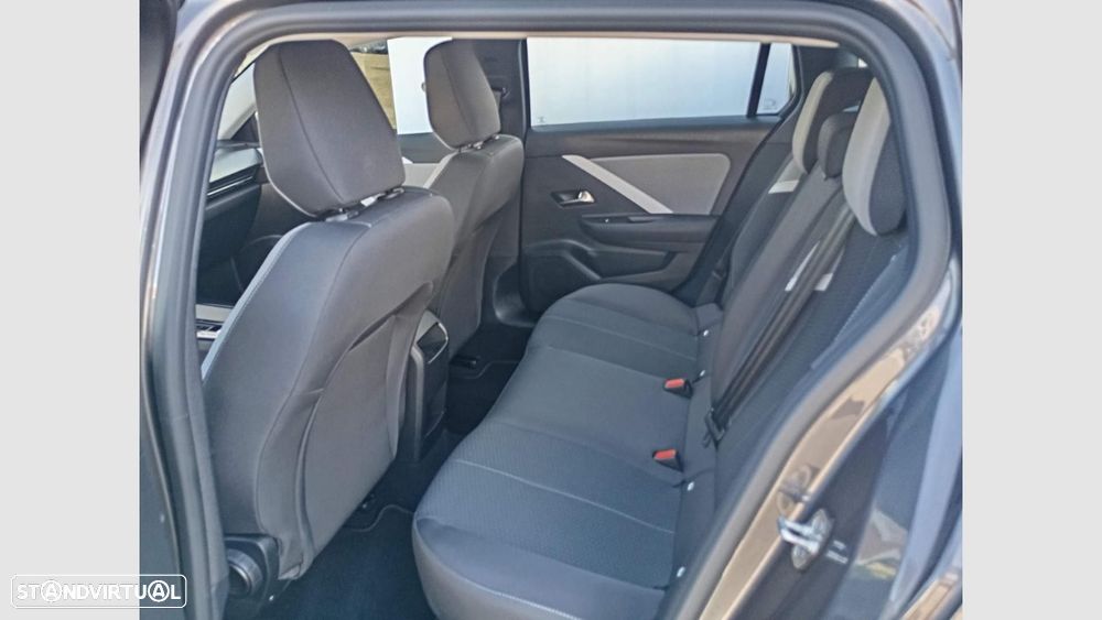 Opel Astra 1.5 D Edition AT8 - 6
