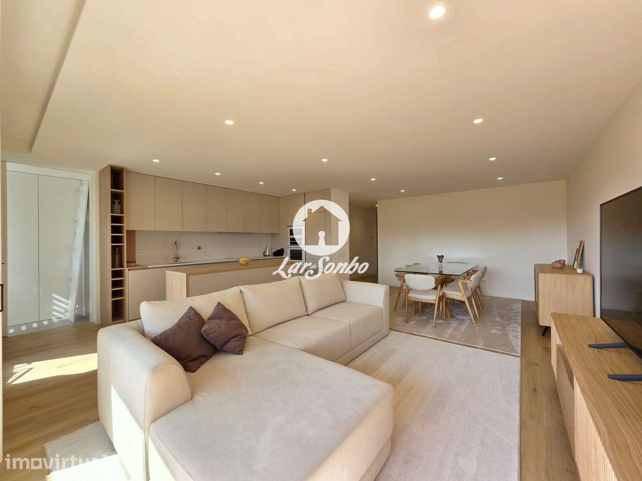 Apartamento T3 com Garagem 2 carros a 200 m da praia na Póvoa de Va... - Grande imagem: 3/26