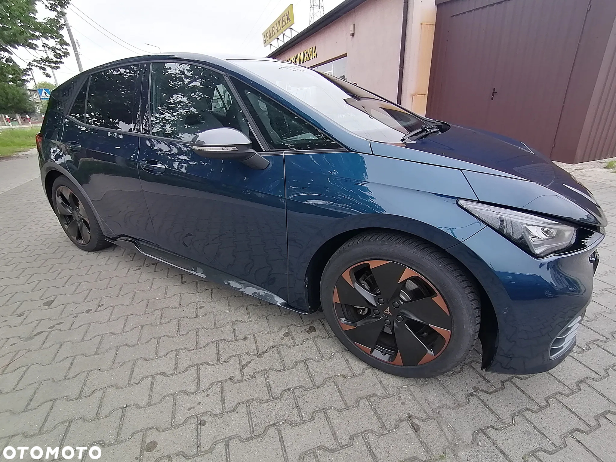 Cupra Born - 8