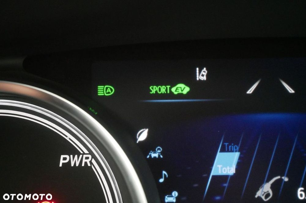Toyota Camry 2.5 Hybrid Comfort CVT - 22