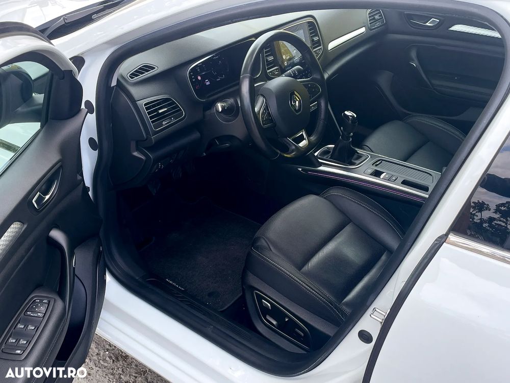 Renault Megane TCe 140 GPF BOSE EDITION - 16