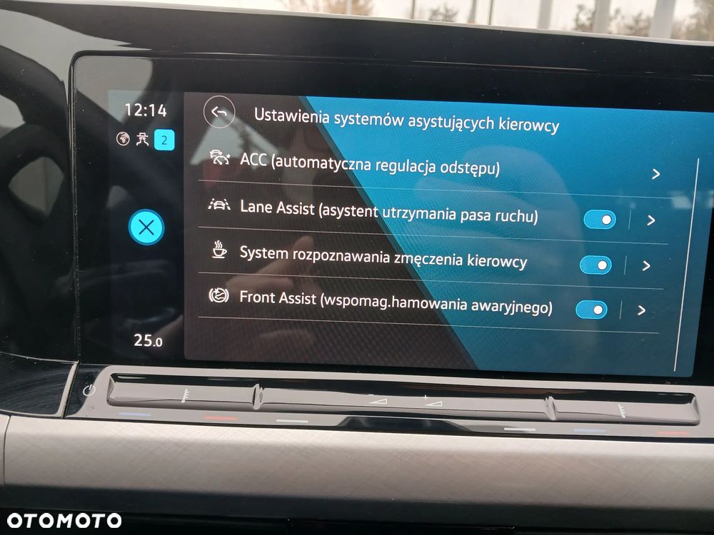 Volkswagen Golf 1.0 TSI Life - 14