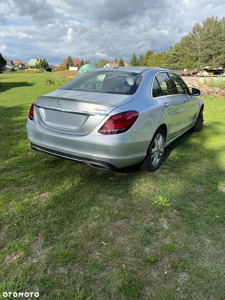 Mercedes-Benz Klasa C 300 4Matic 9G-TRONIC Avantgarde - 6