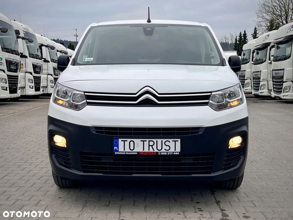 Citroën BERLINGO LONG / 3 OSOBY / BOGATE WYPOSAŻENIE / SALON POLSKA / BEZWYPADKOWY / DOSTĘPNE 15 SZTUK - 9