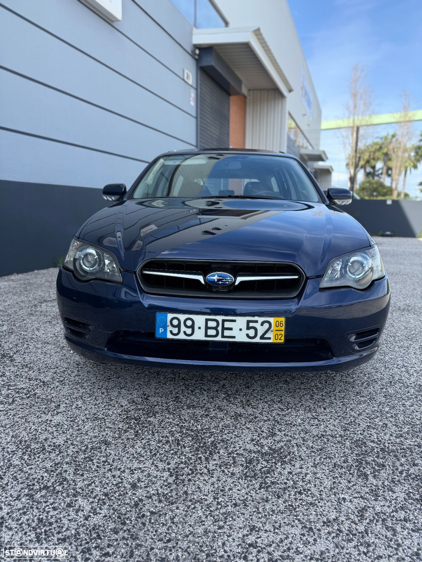 Subaru Legacy - 1