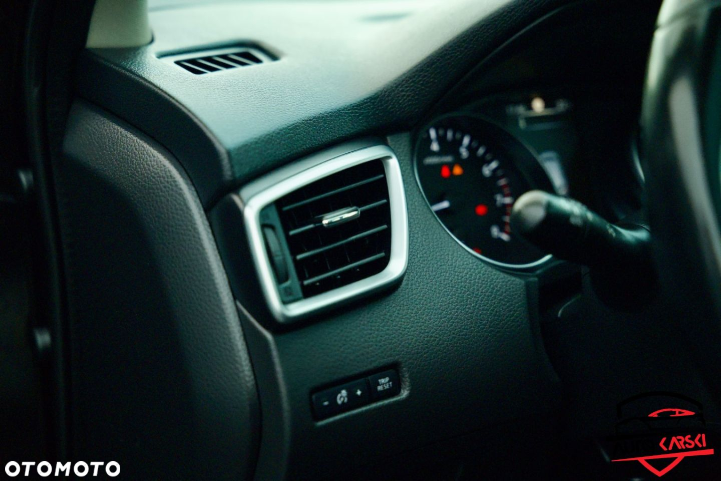 Nissan Qashqai - 30