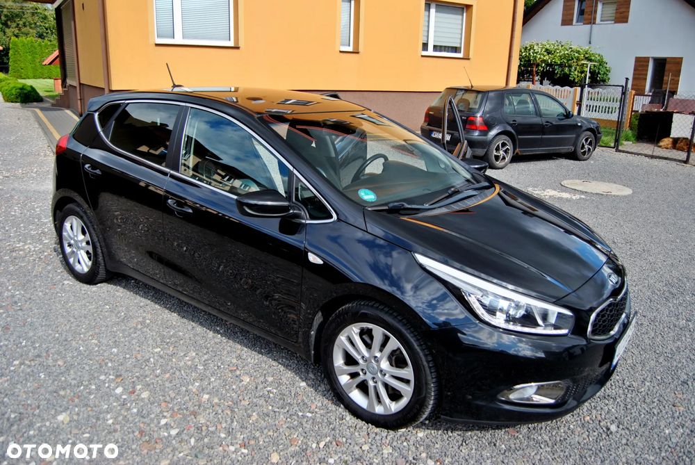 Kia Ceed 1.6 GDI Platinum Edition - 22