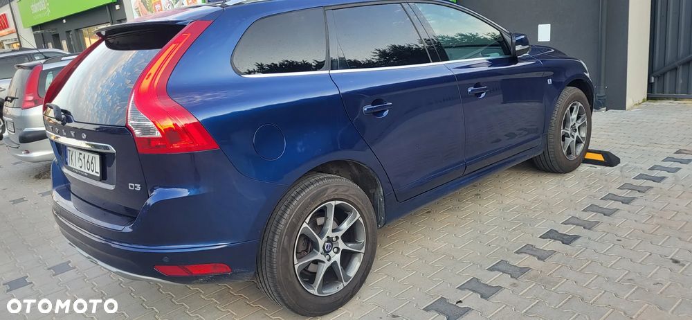 Volvo XC 60 D3 Drive-E Ocean Race - 20