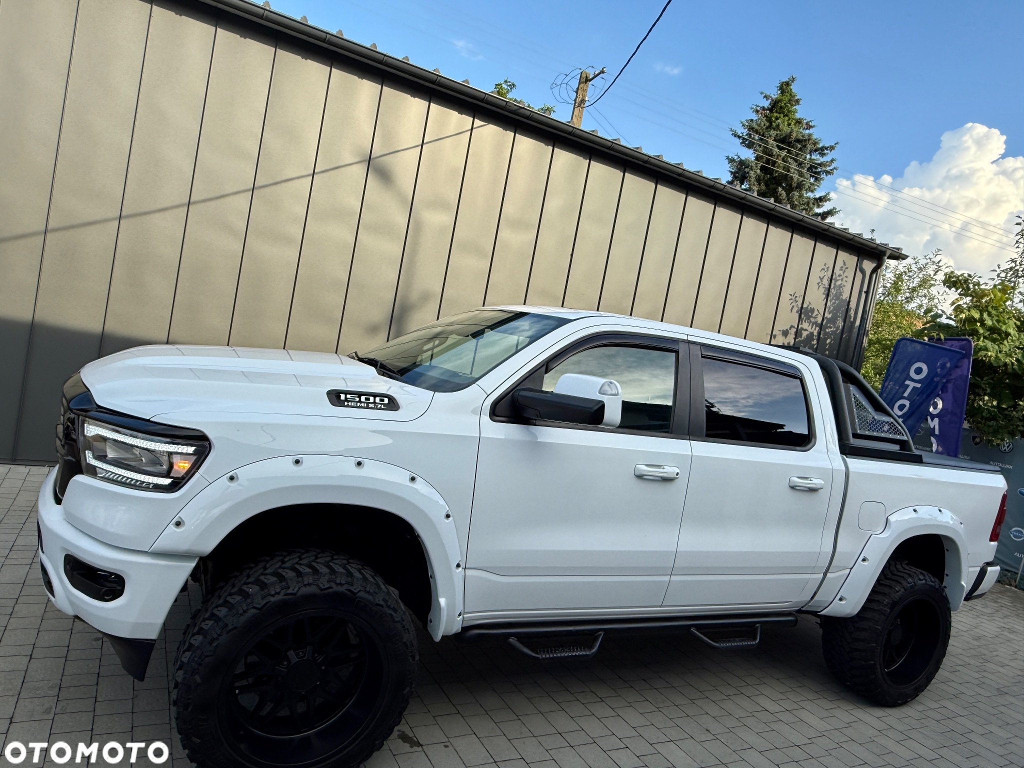 Dodge RAM 1500 5.7 4x4 - 6