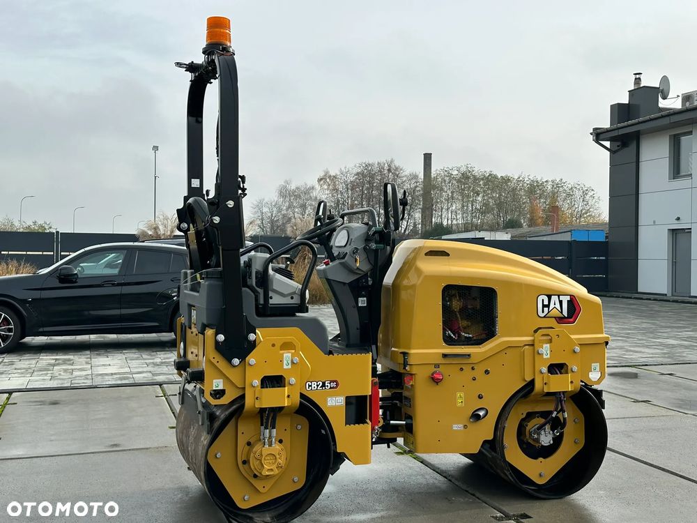 Caterpillar 302.7 CR - 25