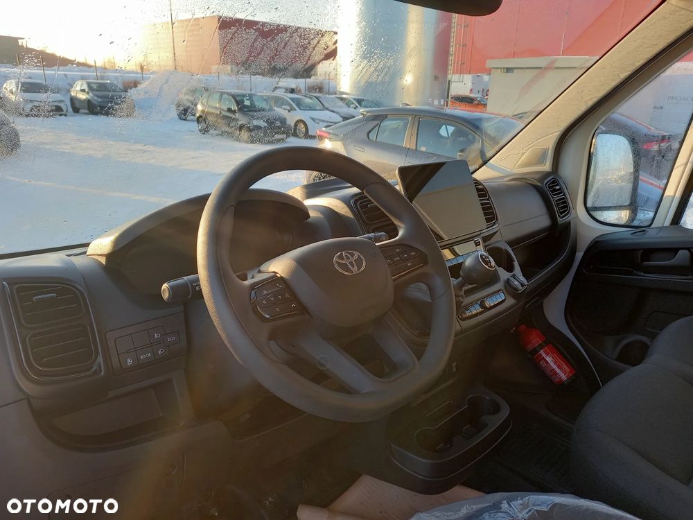 Toyota Proace Max - 7