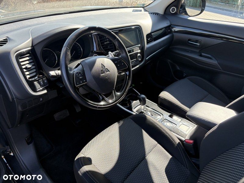 Mitsubishi Outlander 2.0 Intense + SDA 4WD CVT - 20