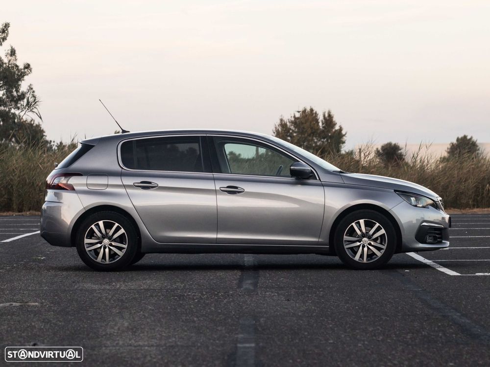 Peugeot 308 1.2 PureTech Allure Pack EAT8 - 12