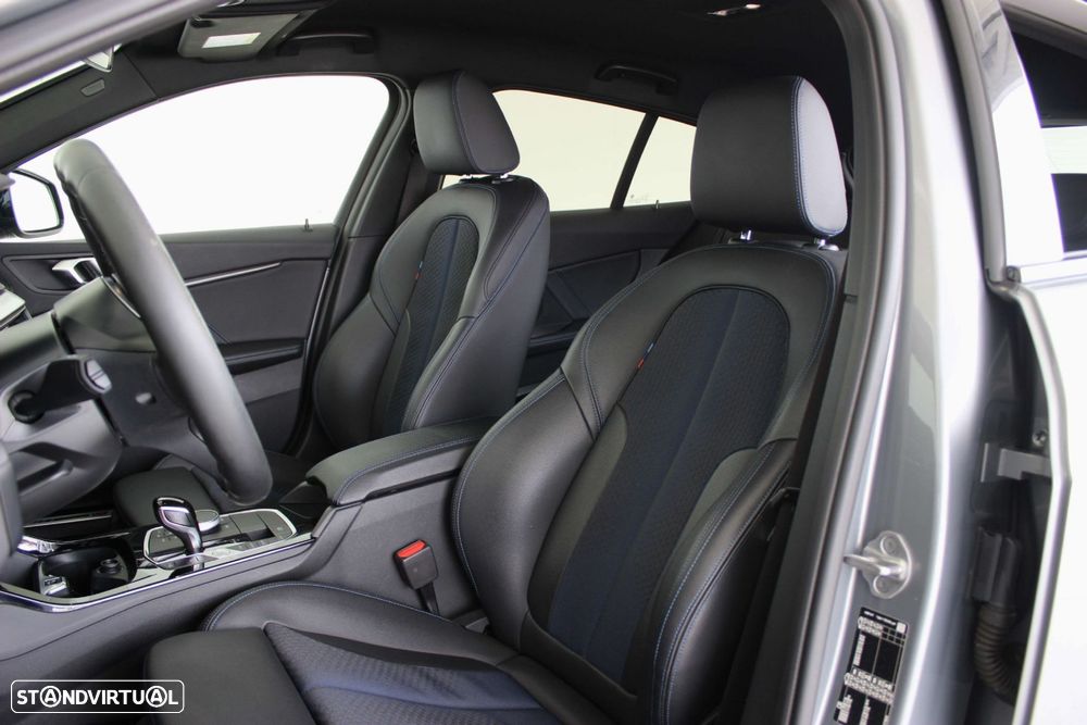 BMW 116 d Pack 50 anos M Auto - 7