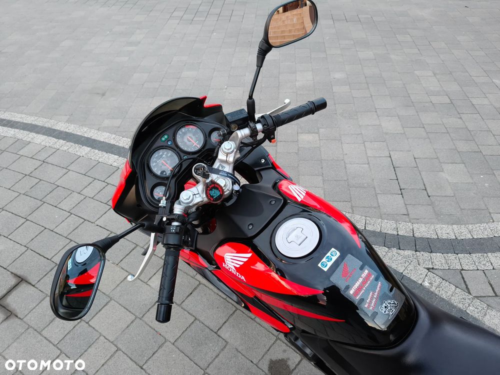 Honda CBR - 11