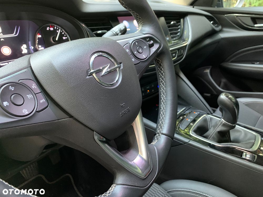 Opel Insignia - 18