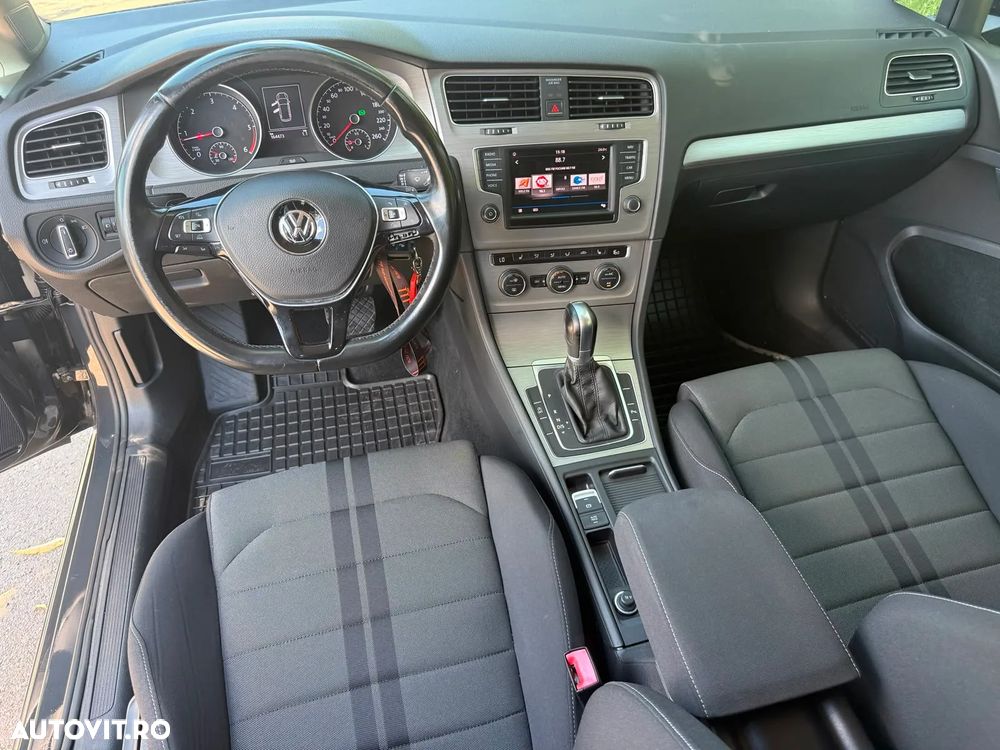 Volkswagen Golf 1.6 TDI DPF BMT DSG Trendline - 6