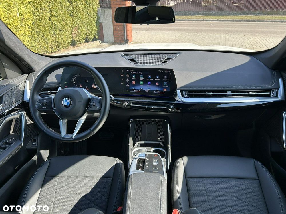 BMW X1 - 16