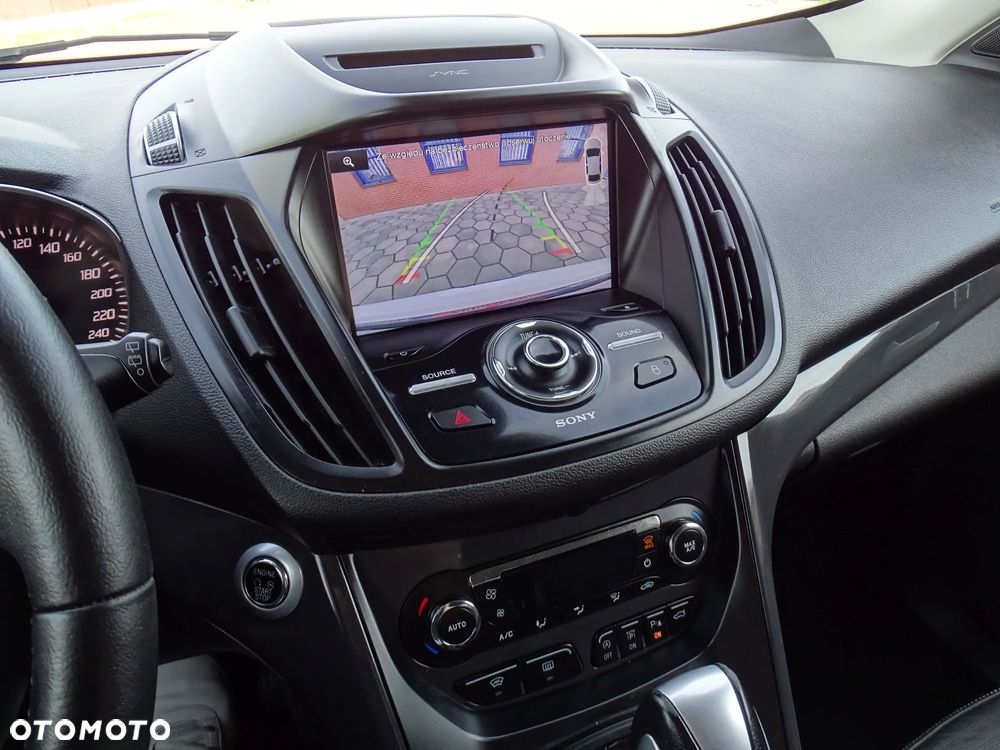 Ford Kuga 2.0 TDCi 4WD Titanium Plus - 22