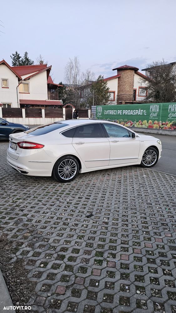 Ford Mondeo - 4