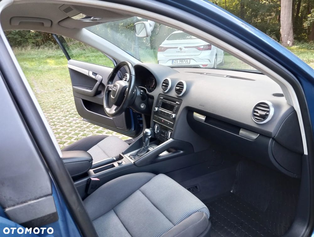 Audi A3 Sportback 1.8 TFSI S tronic S line Sportpaket - 11