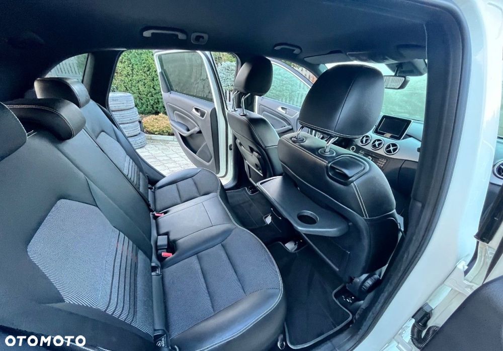 Mercedes-Benz Klasa B - 27