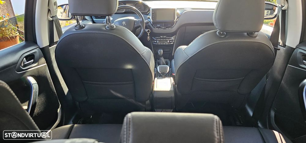 Peugeot 2008 1.6 BlueHDi Allure - 18