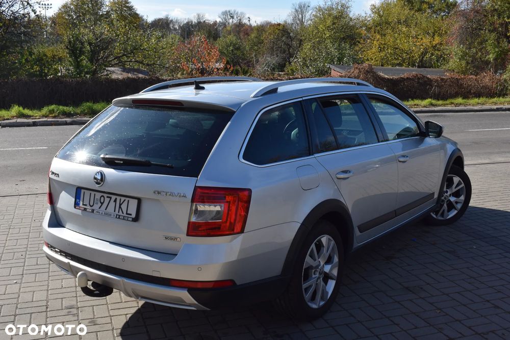 Skoda Octavia Scout 2.0 TDI 4x4 - 31