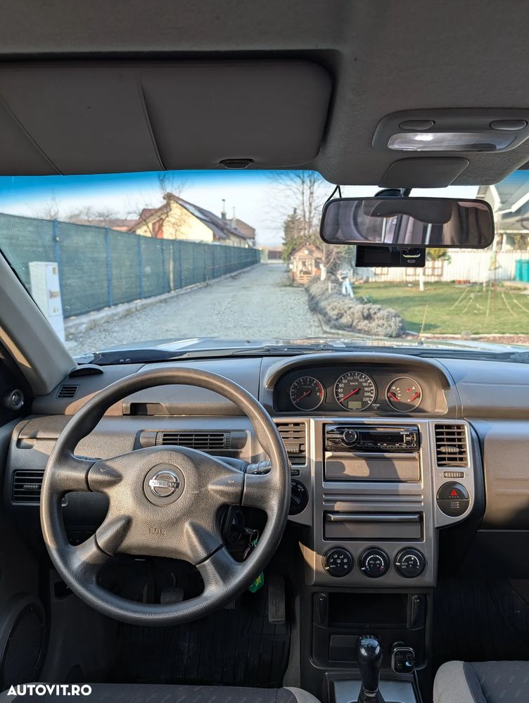 Nissan X-Trail 2.0 Sport 5u - 4