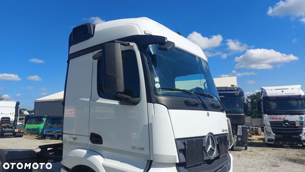MERCEDES ACTROS MP4 KABINA KPL STREAM SPACE WĄSKA 2,30 - 1