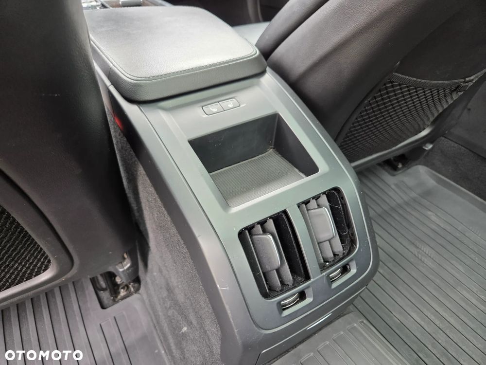 Volvo S90 T5 Momentum - 24