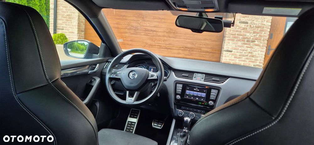 Skoda Octavia 2.0 TSI RS DSG - 11