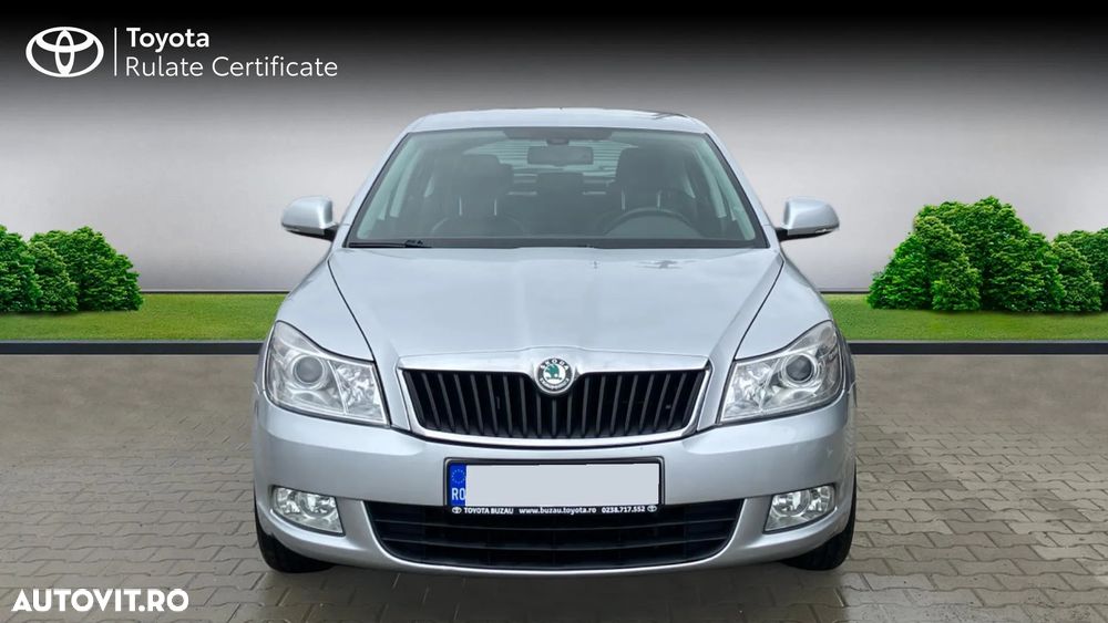 Skoda Octavia 1.4 TSI Ambiente DSG - 2