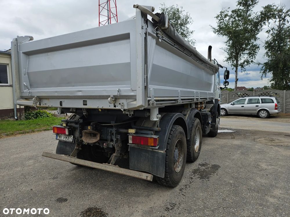 DAF CF - 4