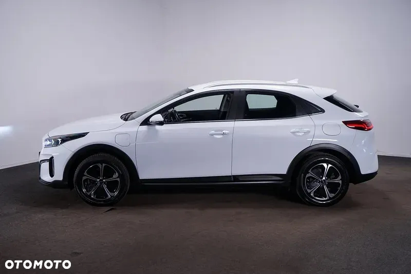 Kia XCeed 1.6 GDI PHEV L DCT - 3