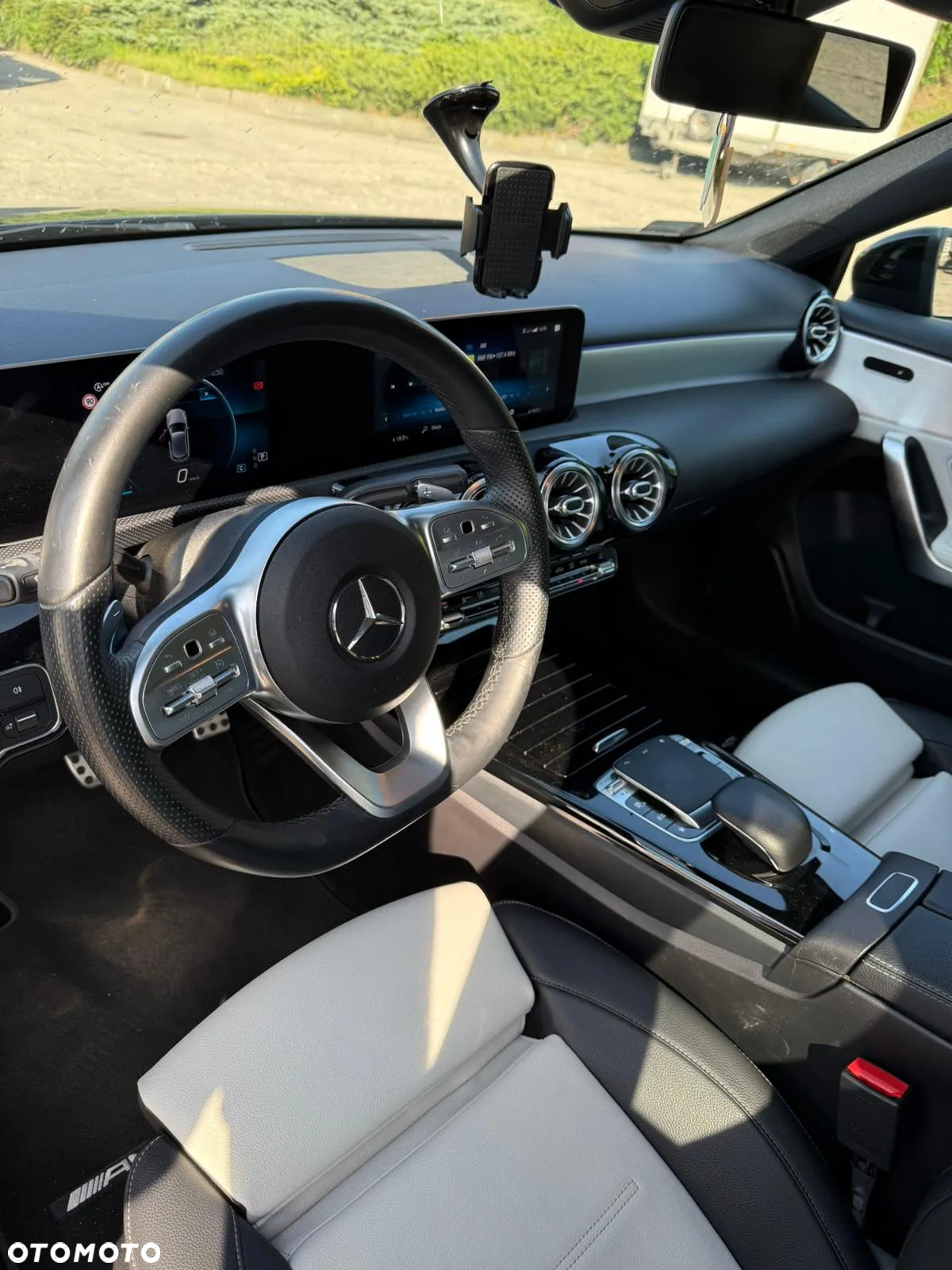 Mercedes-Benz Klasa A 180 AMG Line 7G-DCT - 7