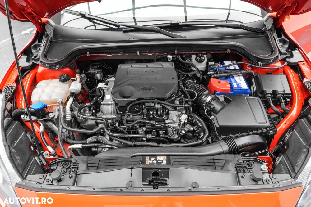 Ford Focus 1.0 EcoBoost Titanium Business - 26