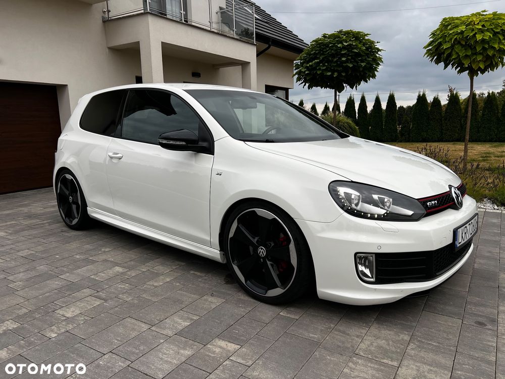 Volkswagen Golf 2.0 GTI DSG Edition 35 - 32