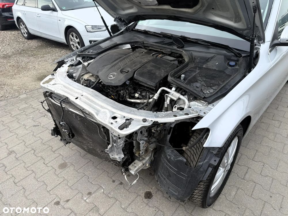 Mercedes-Benz Klasa C 220 d 4Matic 9G-TRONIC Avantgarde - 9
