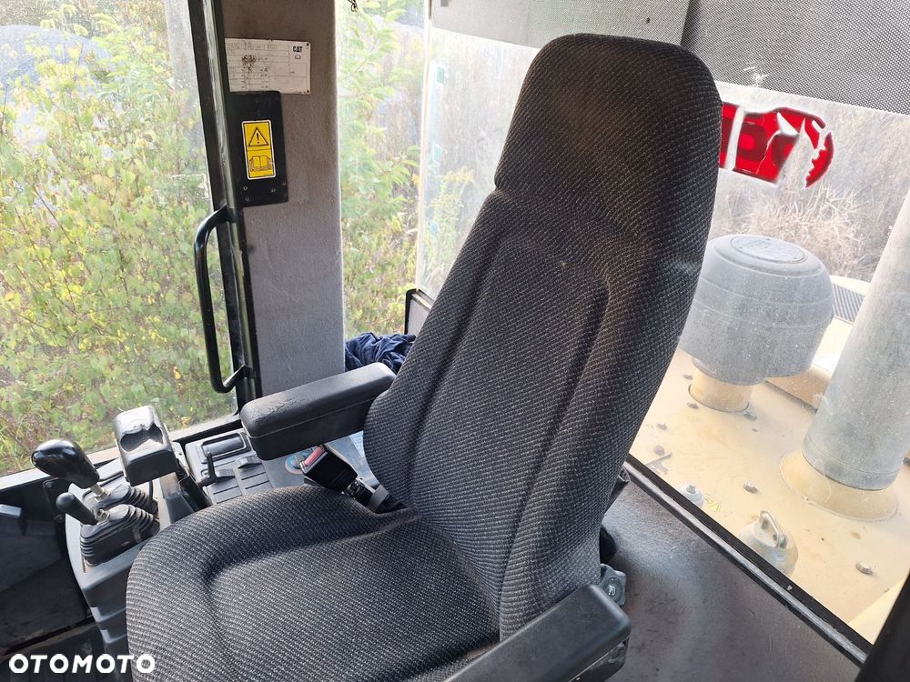 Caterpillar 938 G 4X4 - 12